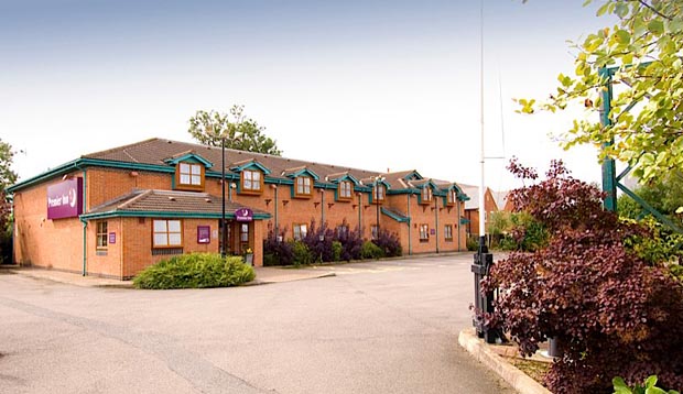 Exterior at Premier Inn Leicester South (Oadby) hotel