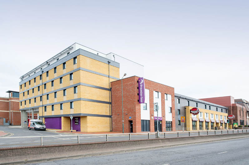 Exterior at Premier Inn London Bexleyheath hotel