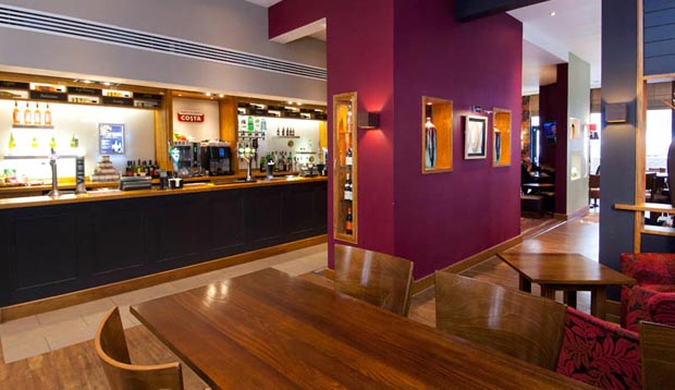 Bar at Premier Inn London City (Old Street)