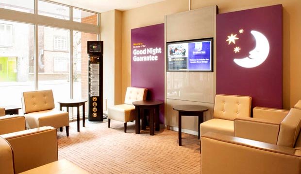 Restaurant area at Premier Inn London Tower Bridge hotel