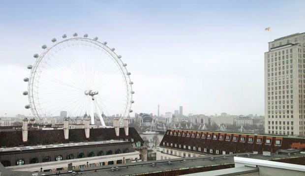 Surrounding area at Premier Inn London Waterloo (Westminster Bridge) hotel showing the London Eye