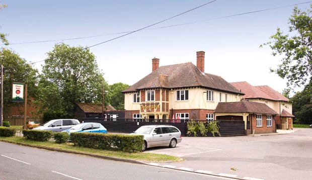 Car park and restaurant view at Premier Inn Lymington (New Forest, Hordle) hotel