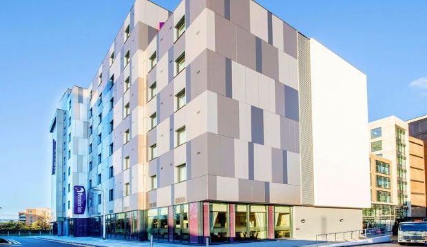 Exterior at Premier Inn Maidenhead Town Centre hotel