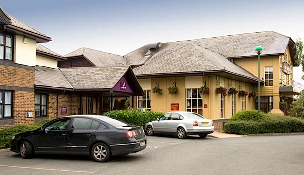 Exterior at Premier Inn Stockton-On-Tees/Middlesbrough hotel with car park