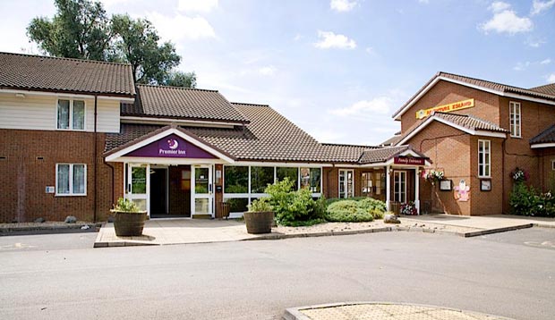 Outside of Premier Inn Northampton Gt Billing/A45 hotel