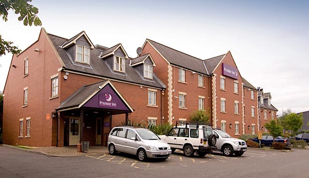 Exterior of Premier Inn Nottingham North (Daybrook) hotel with car park view