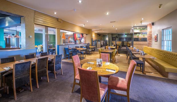 Restaurant area at Premier Inn Nuneaton/Coventry hotel