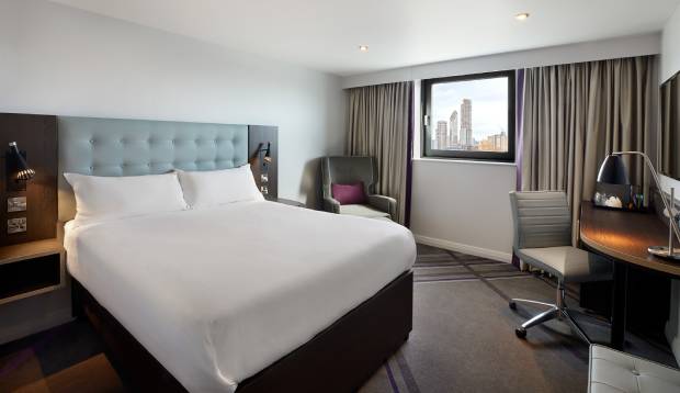 Holiday Inn Cardiff City Centre • A modern, accessible hotel • Visit Cardiff