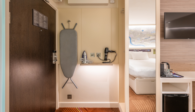 hub Bigger rooms with extras*